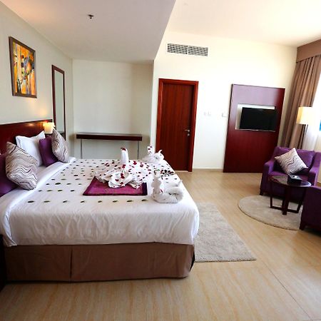 V Hotel Fujairah Luaran gambar