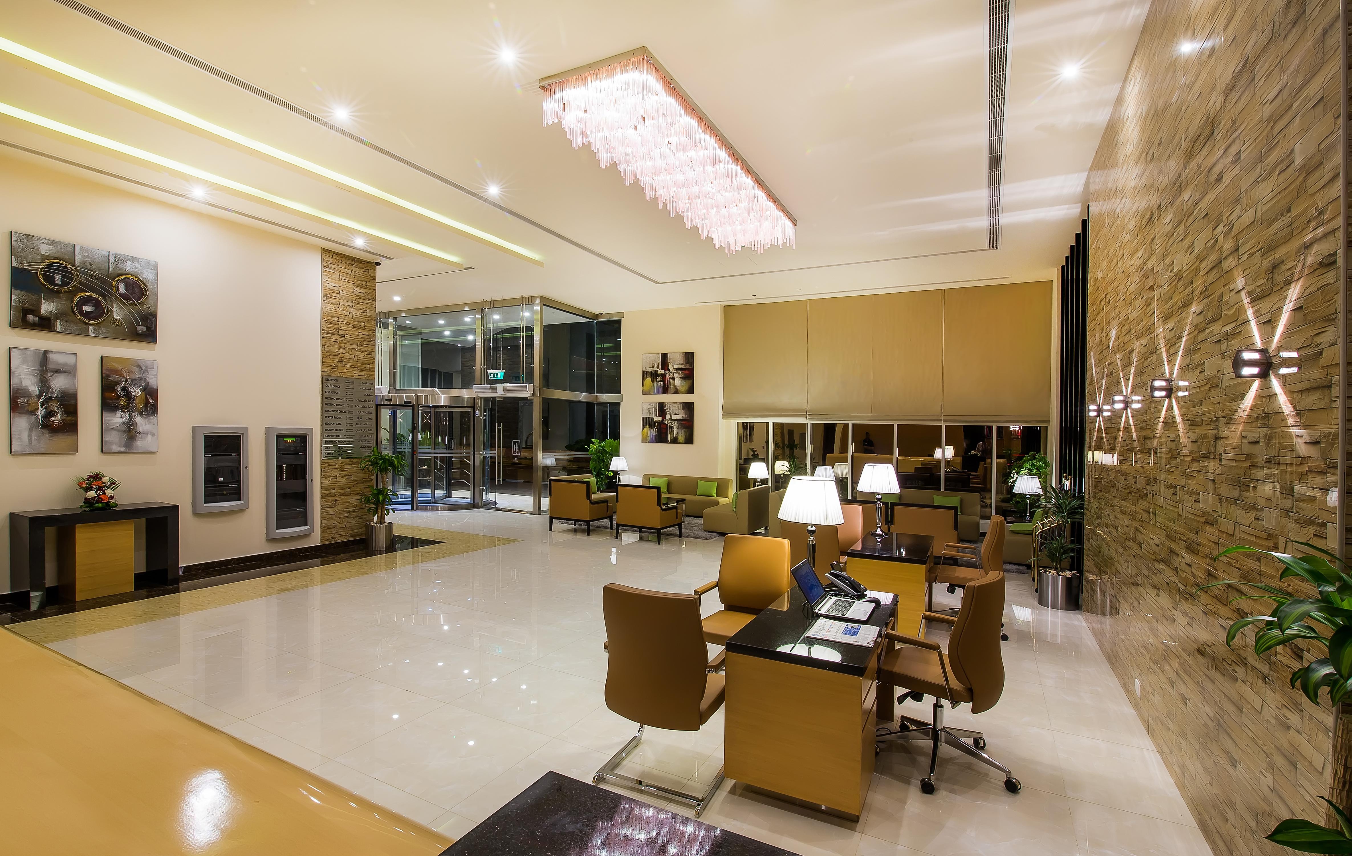 V Hotel Fujairah Luaran gambar