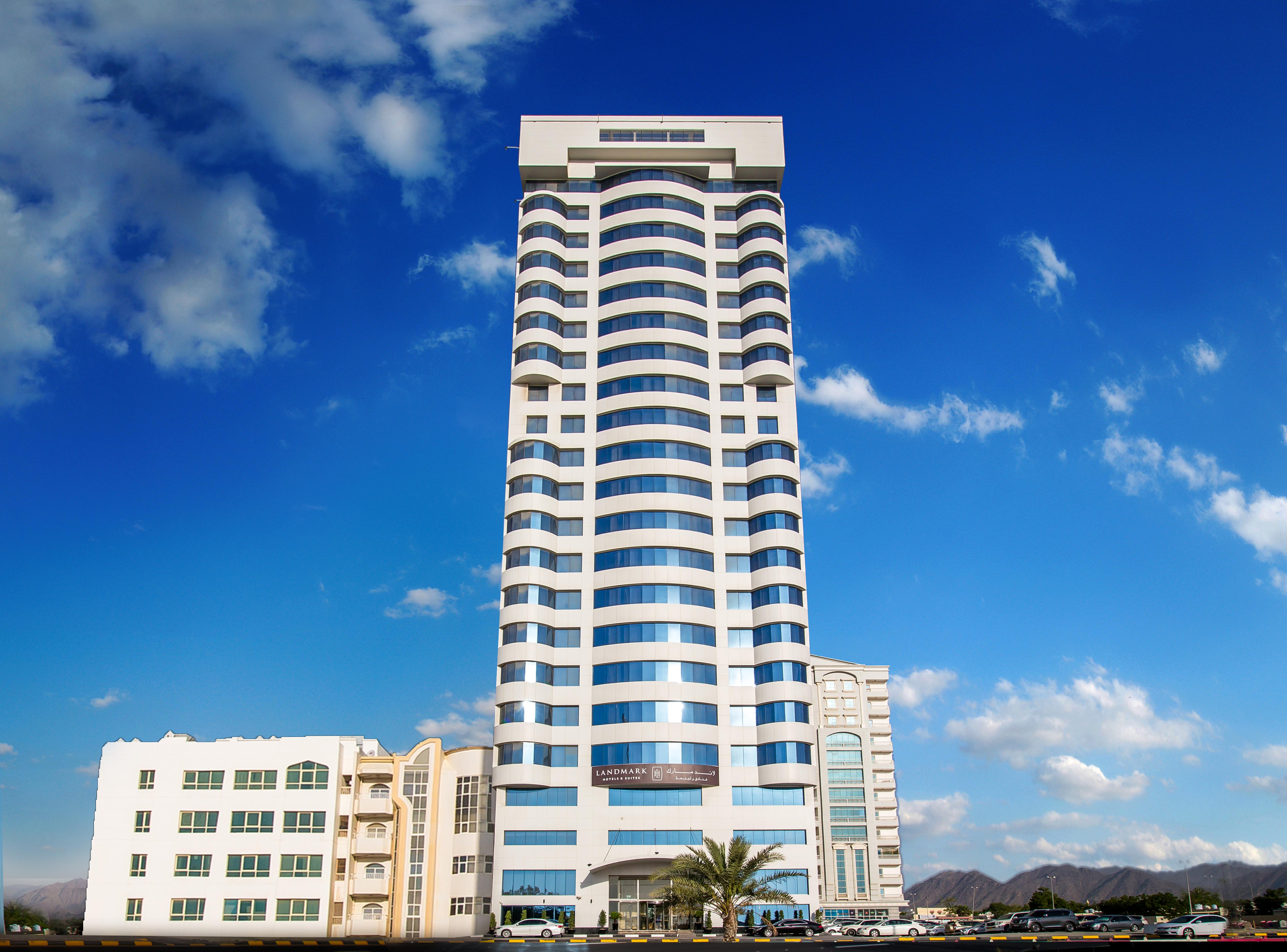 V Hotel Fujairah Luaran gambar